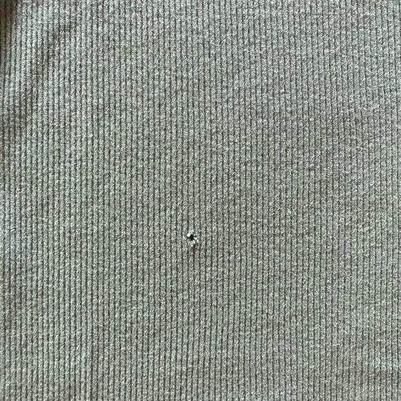 Was💲8! 🎉5/$20 Flower embroidered ribbed tunic - Picture 11 of 13